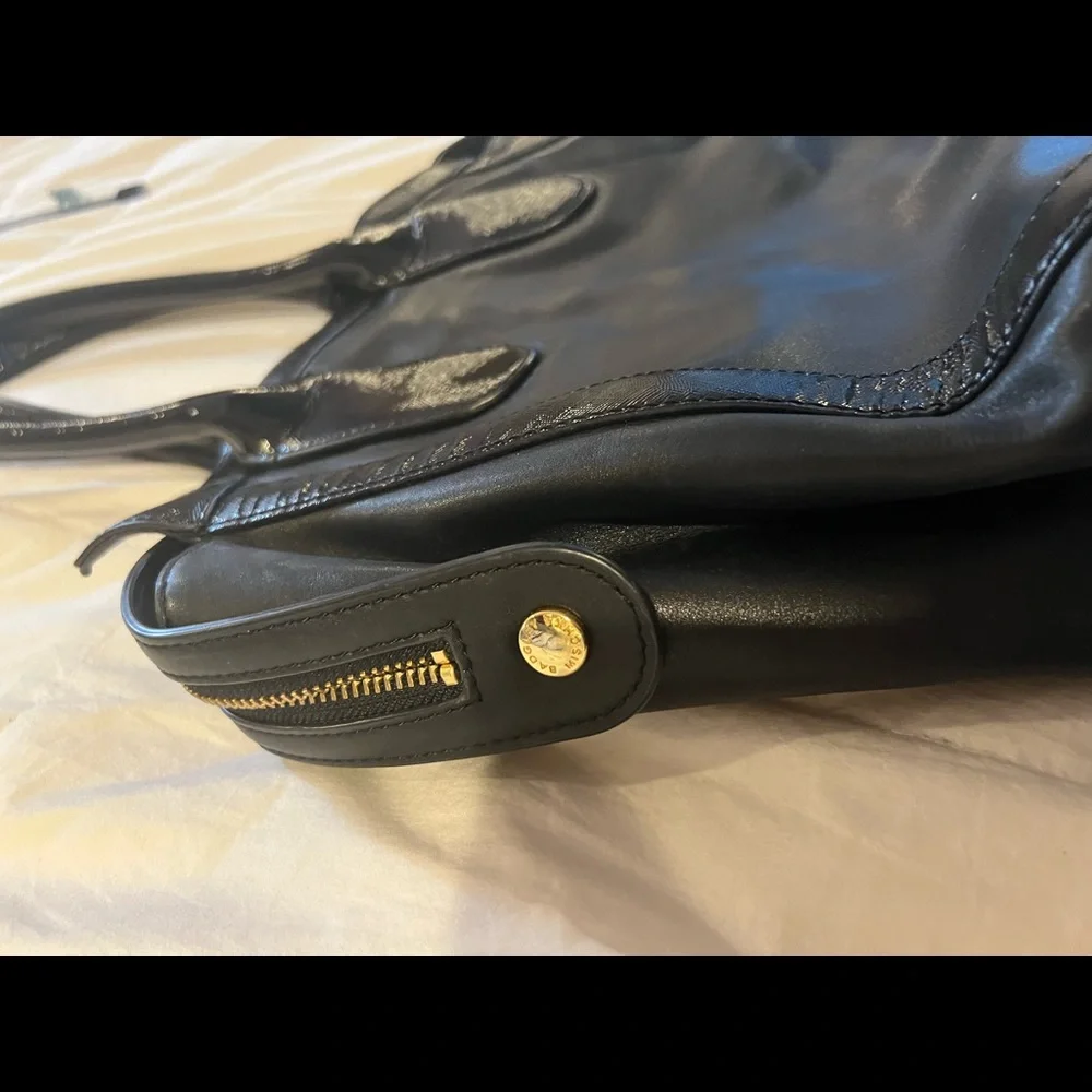 Badgley Mischka leather hobo handbag with gold tone hardware,great condition